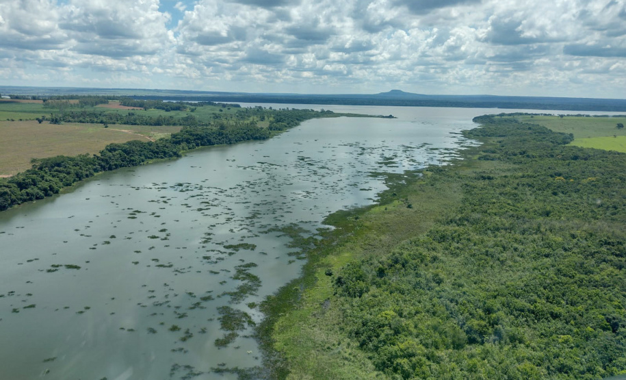 Com apoio de aeronave do BPMOA, IAT identifica irregularidades em áreas de APP