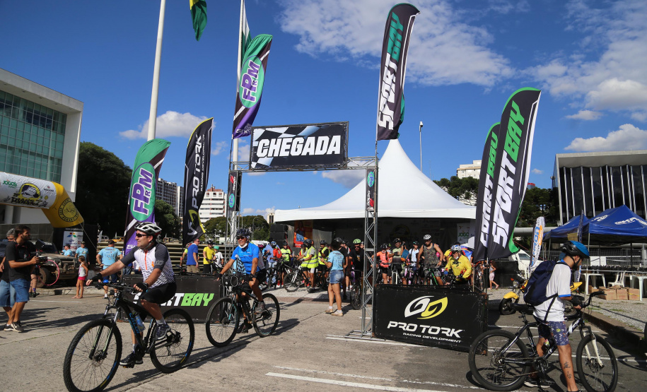 Chegada do 28º Rally Transparaná em frente ao Palácio Iguaçu - Curitiba, 05/03/2022