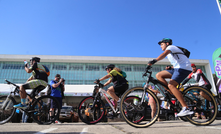 Chegada do 28º Rally Transparaná em frente ao Palácio Iguaçu - Curitiba, 05/03/2022