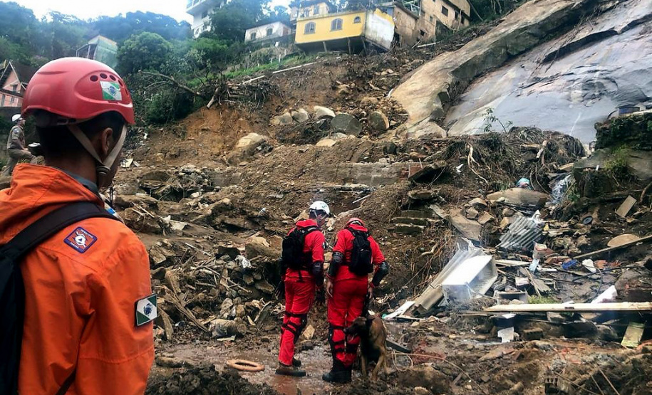 O impacto do desastre foi muito grande, diz paranaense que ajudou na operação de apoio a Petrópolis