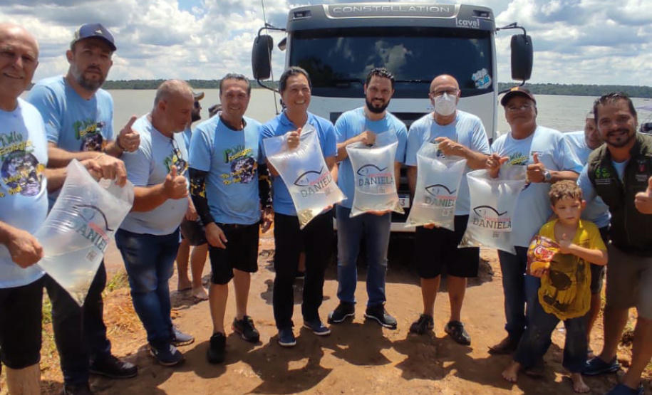 Rio Paranapanema conta com mais 105 mil peixes