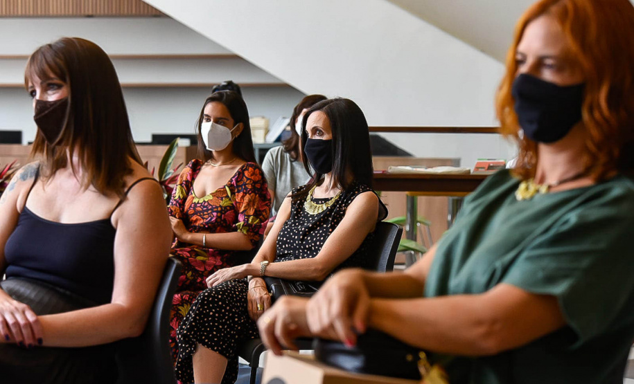 Giovana Madalosso participa da programação especial da Biblioteca Pública
