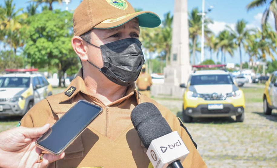 Polícia Militar desencadeia megaoperação Fortaleza no Litoral do estado com viaturas e helicóptero