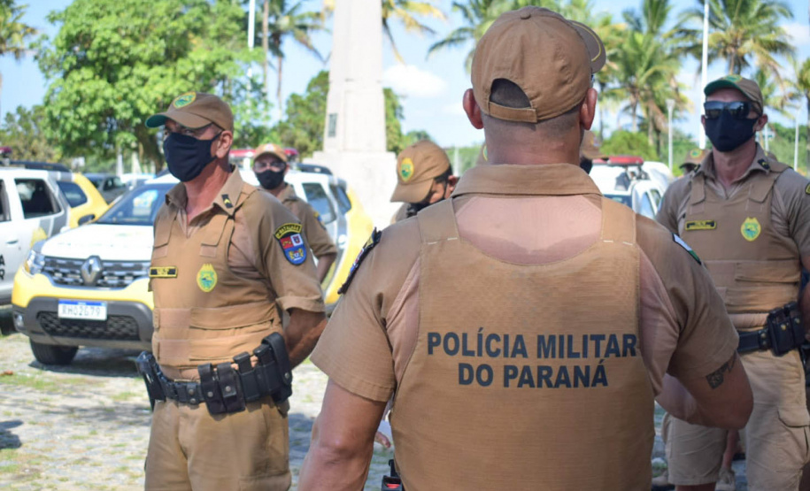 Polícia Militar desencadeia megaoperação Fortaleza no Litoral do estado com viaturas e helicóptero