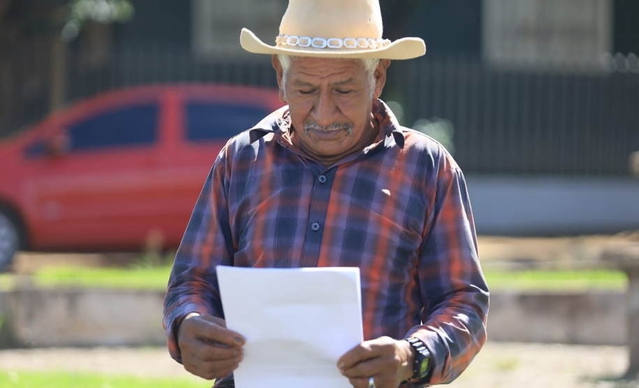 Famílias de Altamira do Paraná recebem primeiros documentos para regularização fundiária