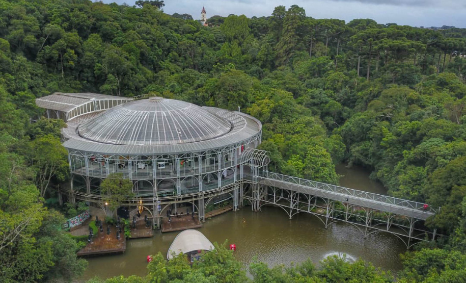 Paraná retoma projeto para regulamentar ecoturismo em Unidades de Conservação