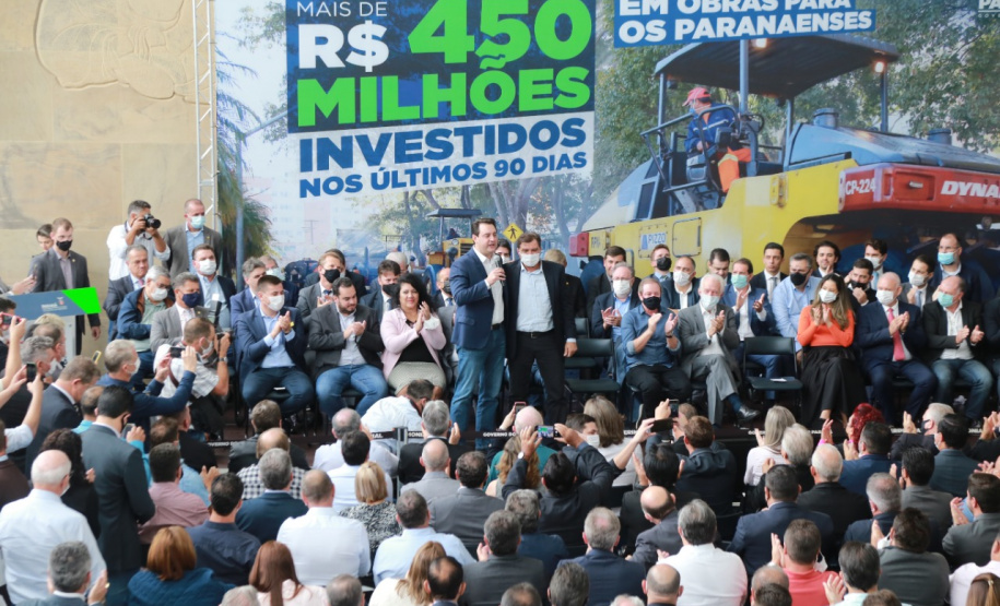 Governo investe mais de R$ 450 milhões em obras urbanas nos municípios do Paraná