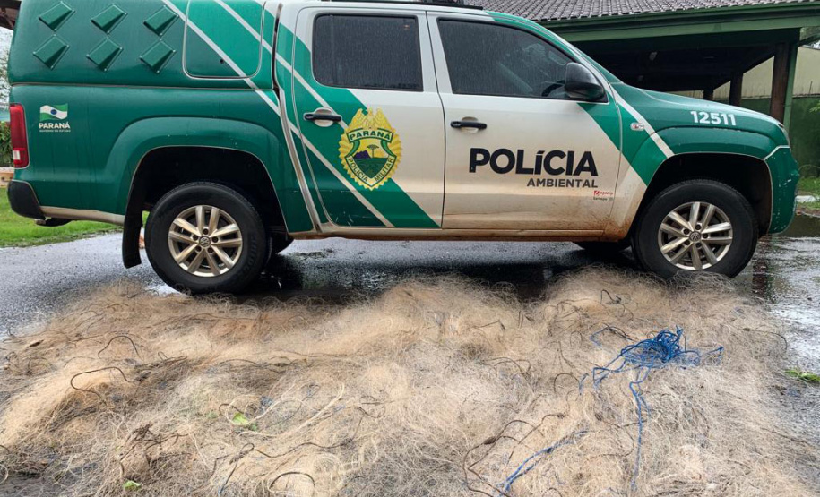 Polícia Ambiental prende seis e aplica R$ 11 mil em multas ao constatar pesca ilegal no Lago Itaipu, no Oeste do estado