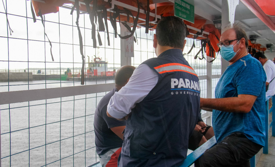 A Controladoria-Geral do Estado (CGE) adiantou para esta segunda-feira (28) a visita ao serviço de travessia da Baía de Guaratuba, no Litoral. O que motivou foi o acidente entre duas embarcações, ocorrido no domingo.