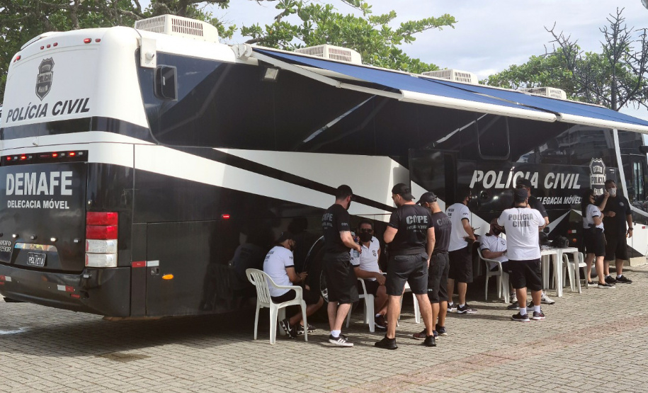 PCPR atende o público da ExpoLondrina com Delegacia Móvel