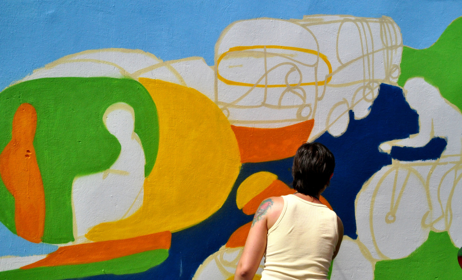 Manual simplificado orienta processo de inscrição no edital Escolas Coloridas