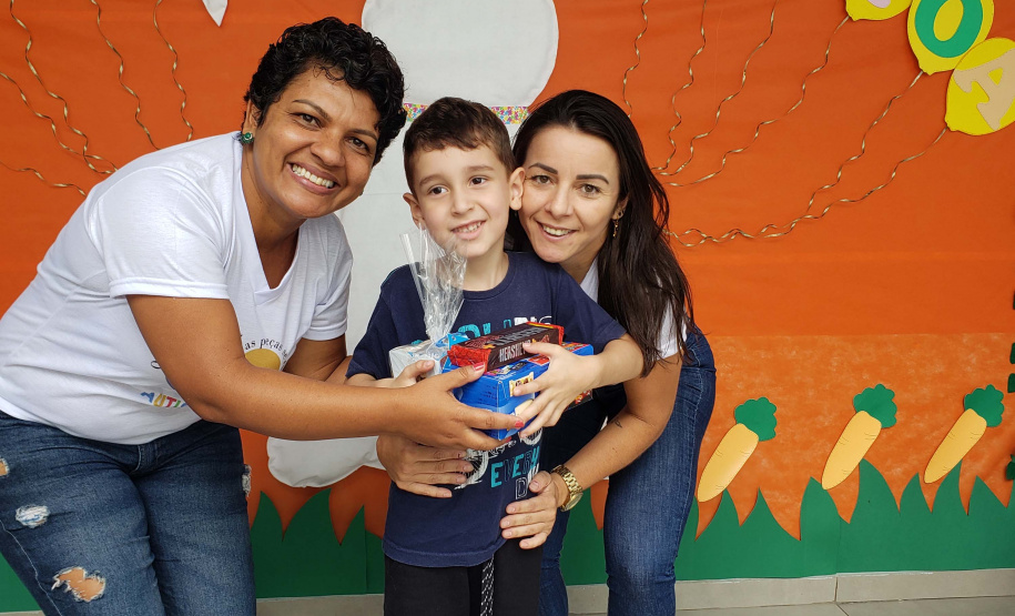 Portos do Paraná celebra Páscoa com crianças do Centro Municipal de Autismo de Paranaguá