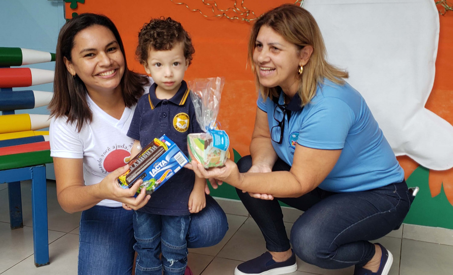 Portos do Paraná celebra Páscoa com crianças do Centro Municipal de Autismo de Paranaguá