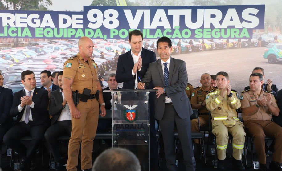 ENTREGA DE VIATURAS