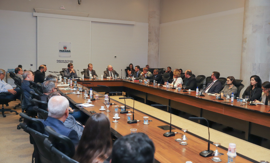 FUNDAÇÃO ARAUCÁRIA