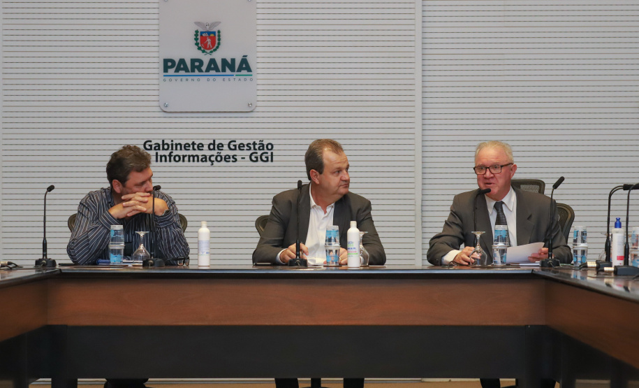 FUNDAÇÃO ARAUCÁRIA