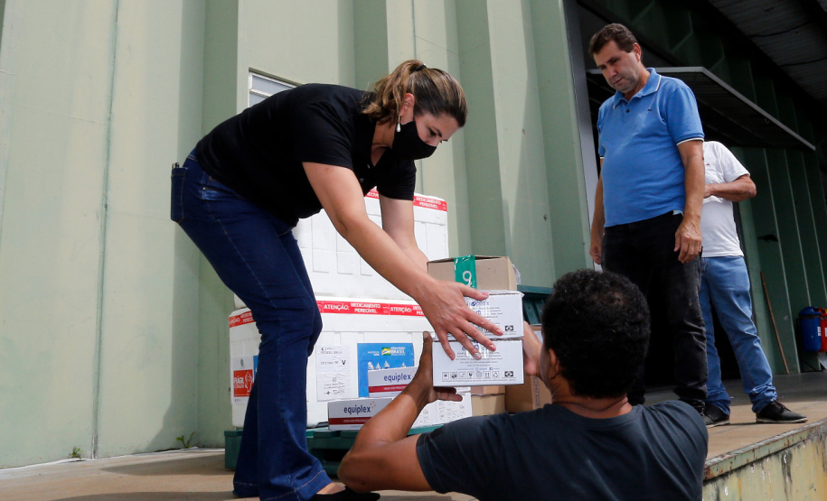 Saúde reabastece regionais com mais 437 mil vacinas da gripe e Covid-19