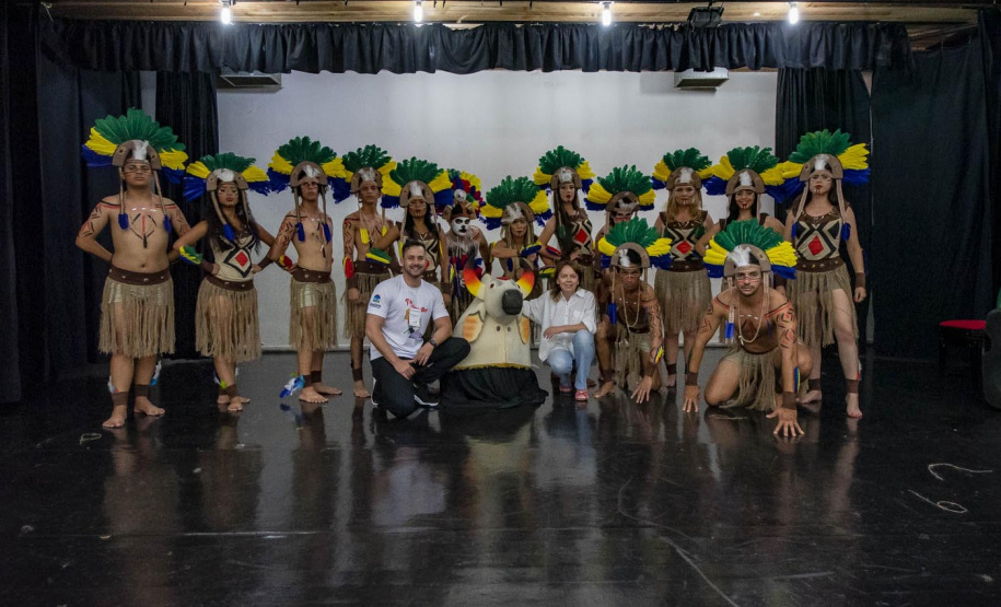 Gestores culturais vêm a Curitiba para intercâmbio cultural e para conhecer o Raízes do MIS