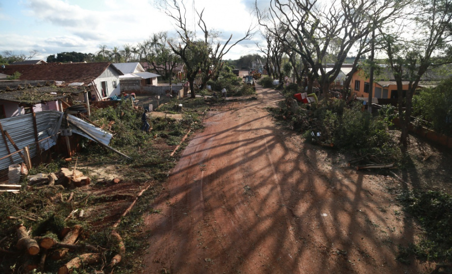 Estado envia ajuda humanitária a cidades do Oeste e Noroeste atingidas por temporais