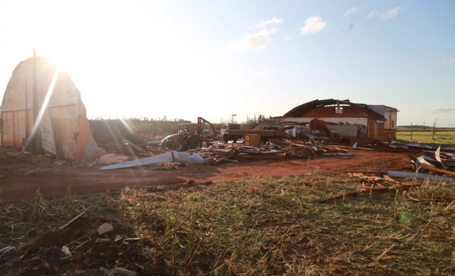 Estado envia ajuda humanitária a cidades do Oeste e Noroeste atingidas por temporais