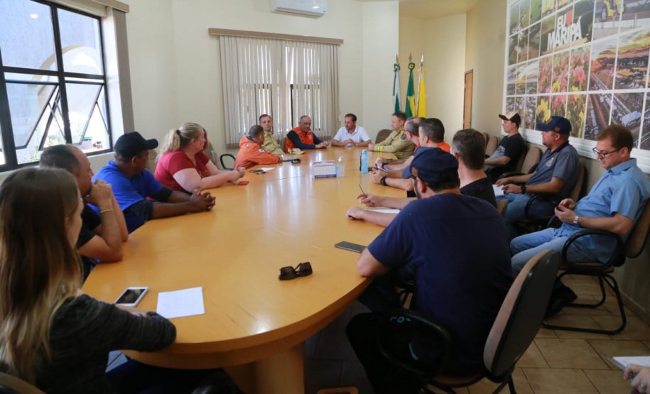 Estado envia ajuda humanitária a cidades do Oeste e Noroeste atingidas por temporais