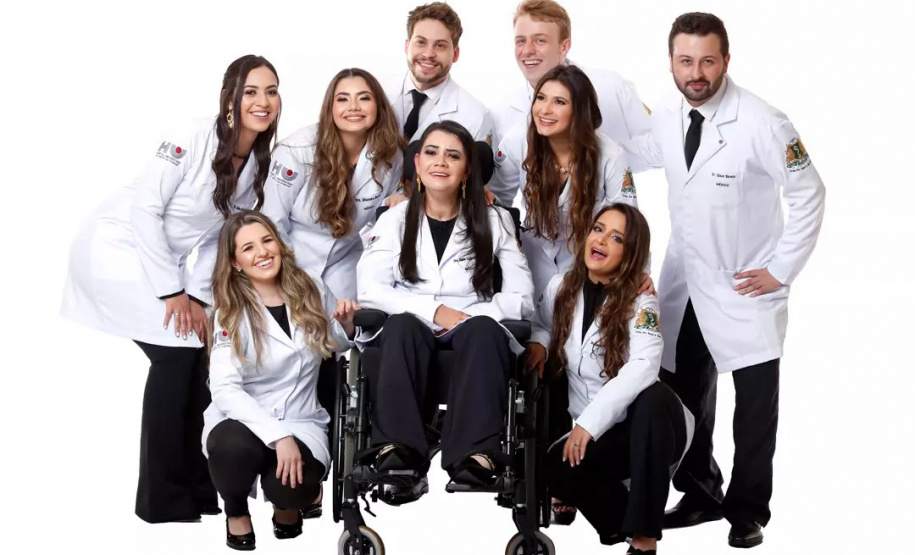 Unioeste forma a primeira estudante de Medicina com tetraparesia do Brasil