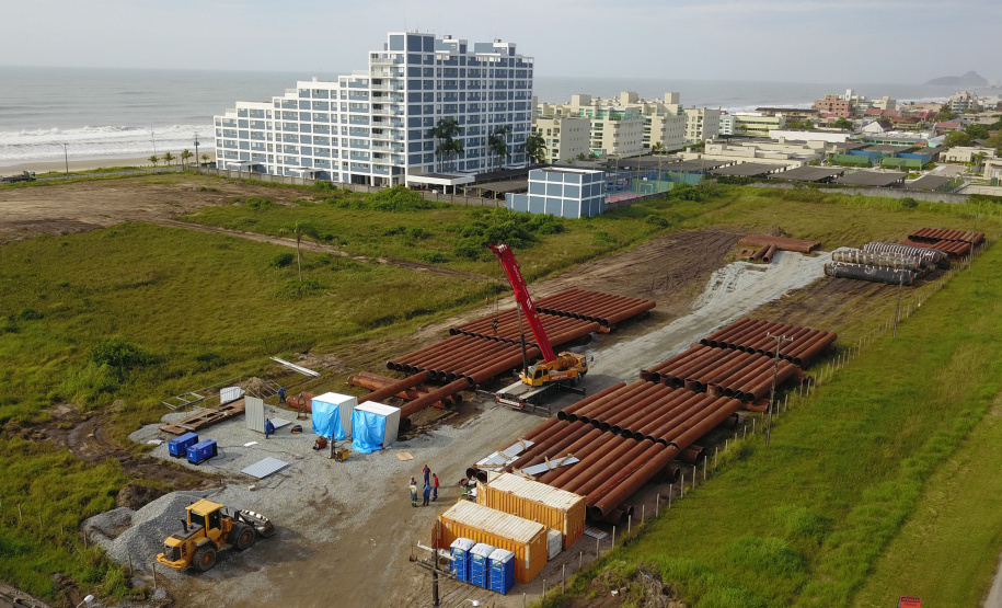 Trecho da praia de Matinhos fica interditado para preparação do canteiro de obras