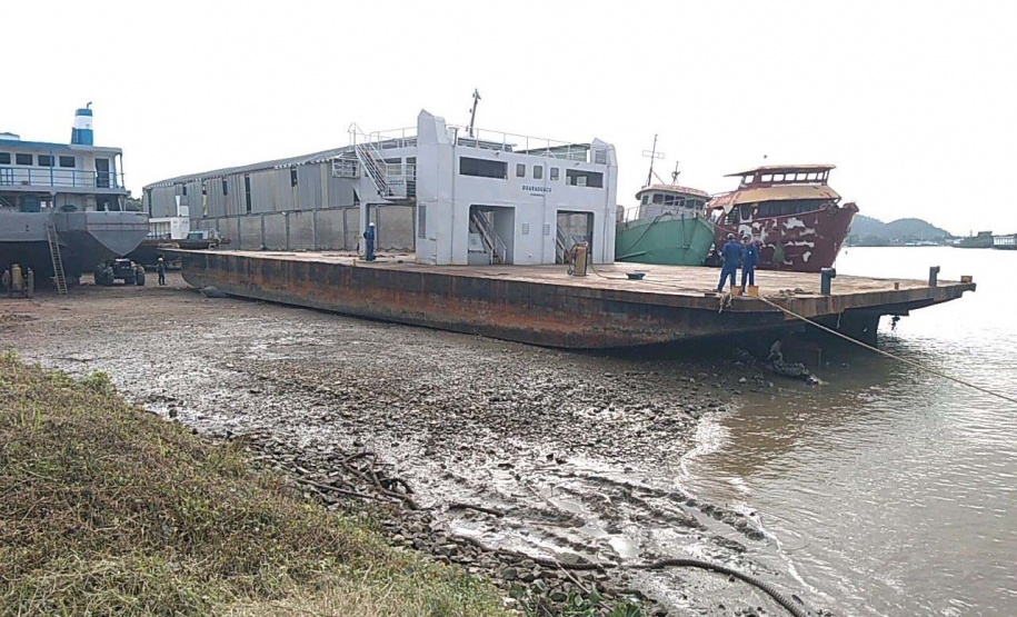 DER/PR realiza visita técnica em estaleiro que fará reforma de ferry boats