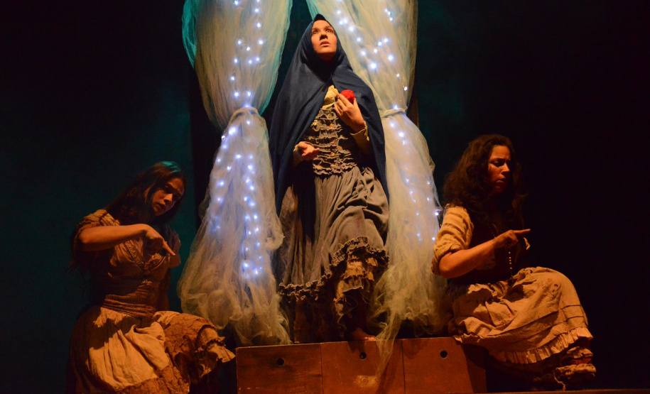 Na Unicentro, formação envolve cursos de idiomas, cultura e esporte abertos também à comunidade