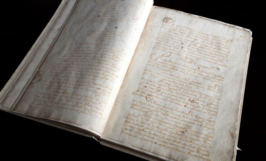 Documento jesuíta raro é exposto no MUPA pela primeira vez no Paraná