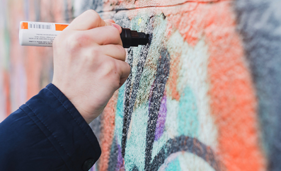 FAQ do edital Escolas Coloridas do Paraná responde principais dúvidas dos proponentes