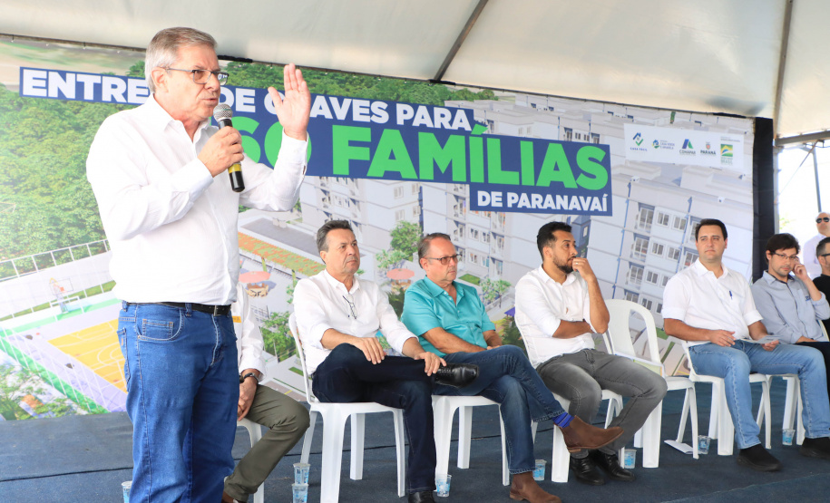 Governador Carlos Massa Ratinho Junior entrega moradias para 160 famílias em Paranavaí - Paranavaí, 20/04/2022