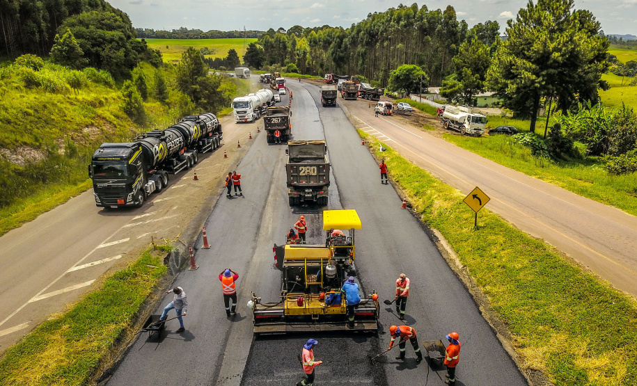 Implantação de terceiras faixas avança e traz mais agilidade e segurança para o tráfego na PR-092