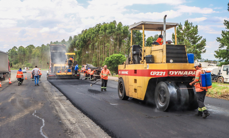Implantação de terceiras faixas avança e traz mais agilidade e segurança para o tráfego na PR-092