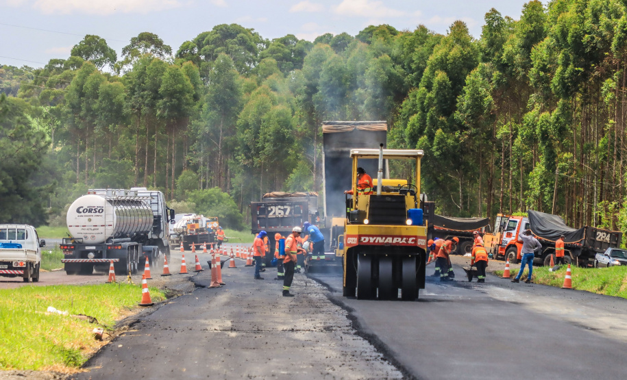 Implantação de terceiras faixas avança e traz mais agilidade e segurança para o tráfego na PR-092
