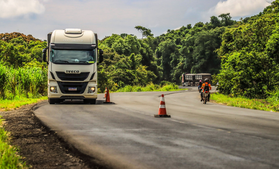 Implantação de terceiras faixas avança e traz mais agilidade e segurança para o tráfego na PR-092