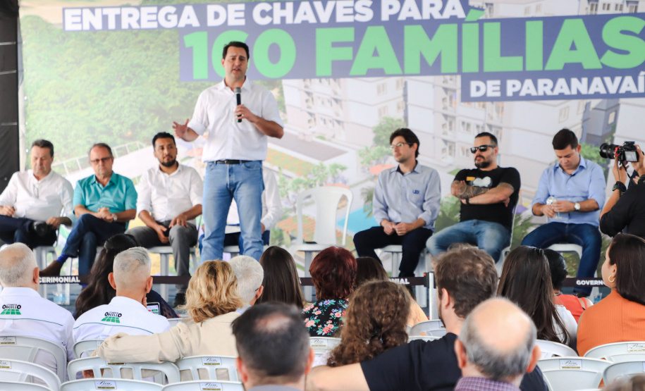 Governador Carlos Massa Ratinho Junior entrega moradias para 160 famílias em Paranavaí - Paranavaí, 20/04/2022