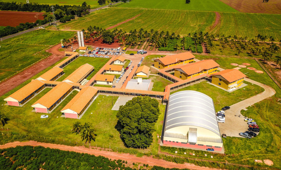 COLÉGIO AGRÍCOLA