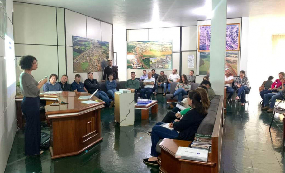 Técnicos municipais recebem treinamento para a criação do PDUI da Região Metropolitana de Cascavel