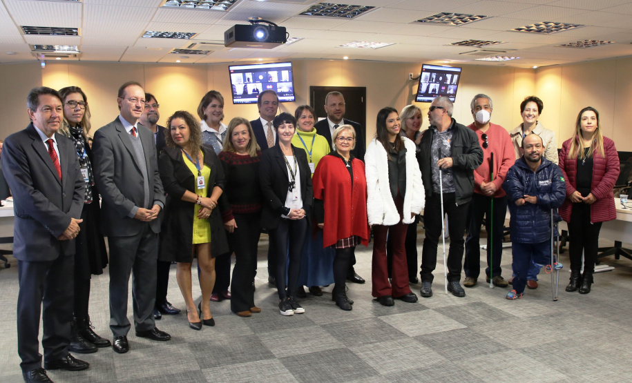 Estado empossa representantes da sociedade civil no Conselho dos Direitos da Pessoa com Deficiência