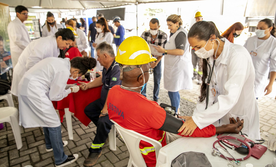 Saúde nos Portos atende portuários em Paranaguá