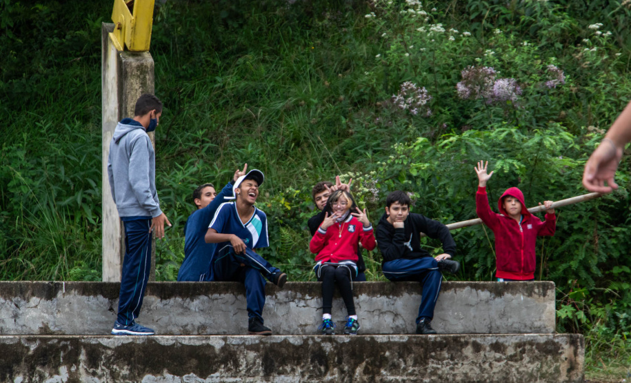 Com “Presençômetro”, escolas vão a casa dos alunos para evitar abandono escolar