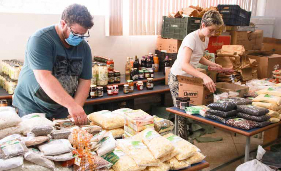 Projeto da UEPG coordena rede de distribuição de produtos orgânicos para cidades da região