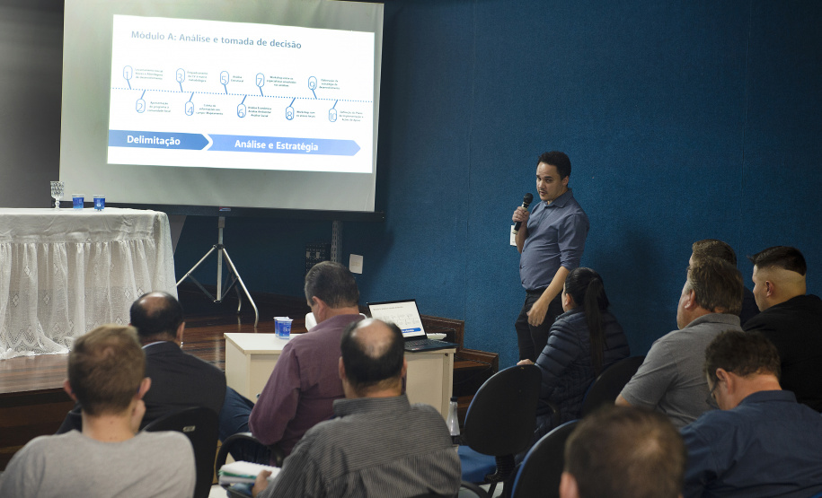 Invest Paraná sobre a valorização do mate e do Pinhão