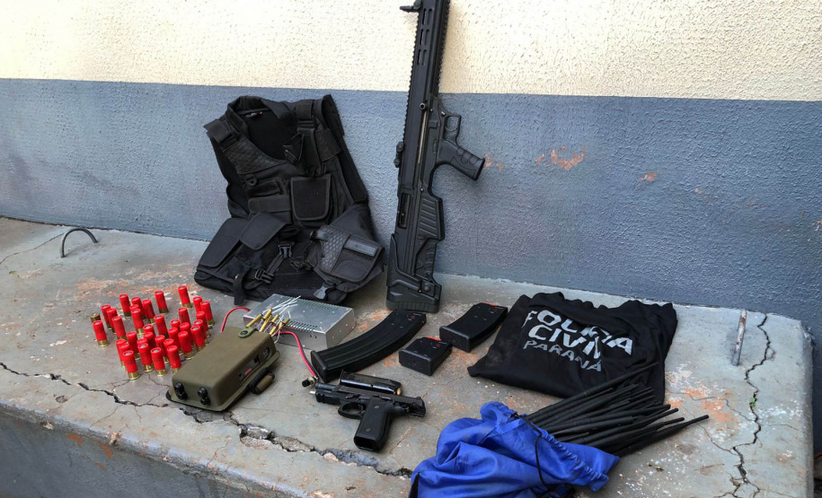 PCPR apreende armas e prende três pessoas por porte ilegal em Santa Helena
