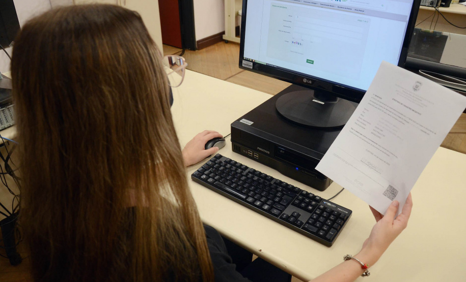 PCPR oferece inovação na emissão de atestado de cadastro negativo e antecedentes criminais a brasileiros e estrangeiros pela internet