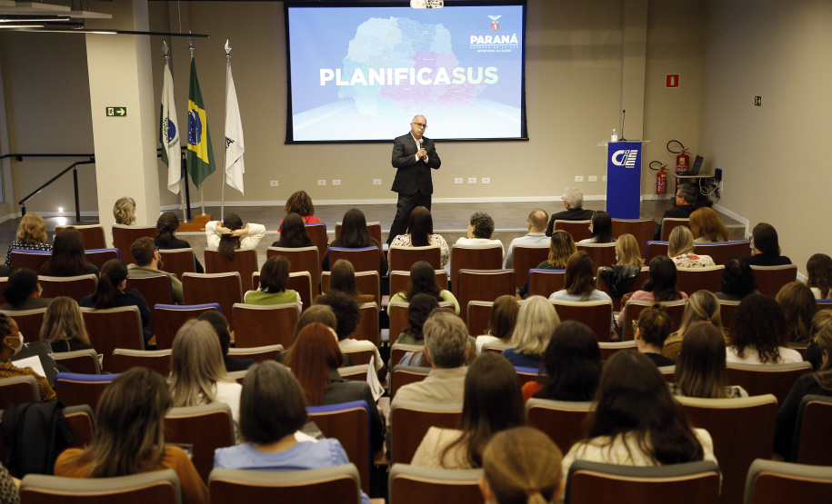Vacinação é o principal tema do 3º Encontro de Formação do PlanificaSUS Paraná