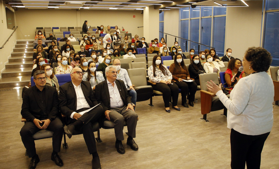 Vacinação é o principal tema do 3º Encontro de Formação do PlanificaSUS Paraná