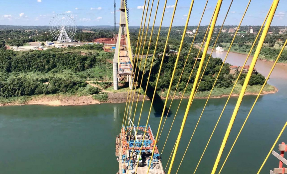 Obra da Ponte da Integração Brasil – Paraguai chega a 82% de conclusão