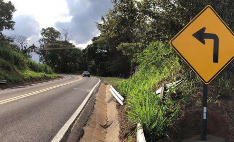 Ivaté, Douradina, Moreira Sales e Tuneiras do Oeste têm rodovias revitalizadas pelo Estado
